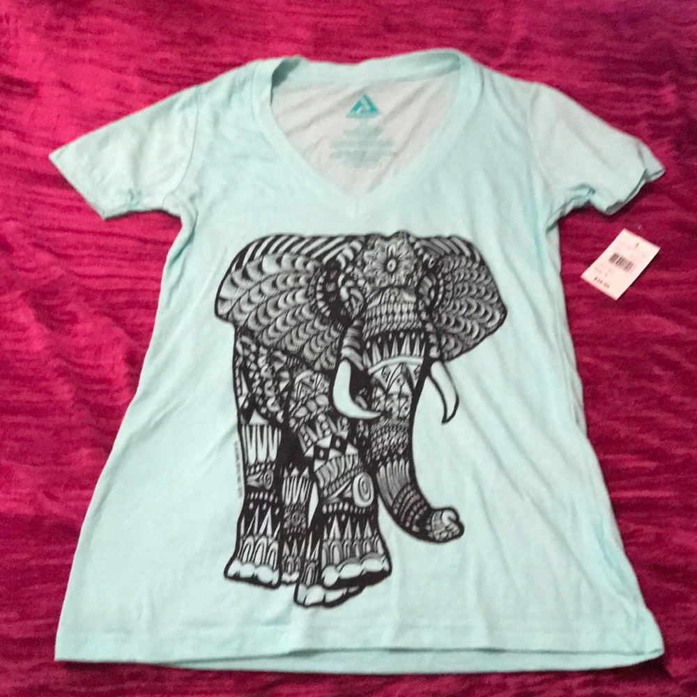 Teal tee with elephant. NWT